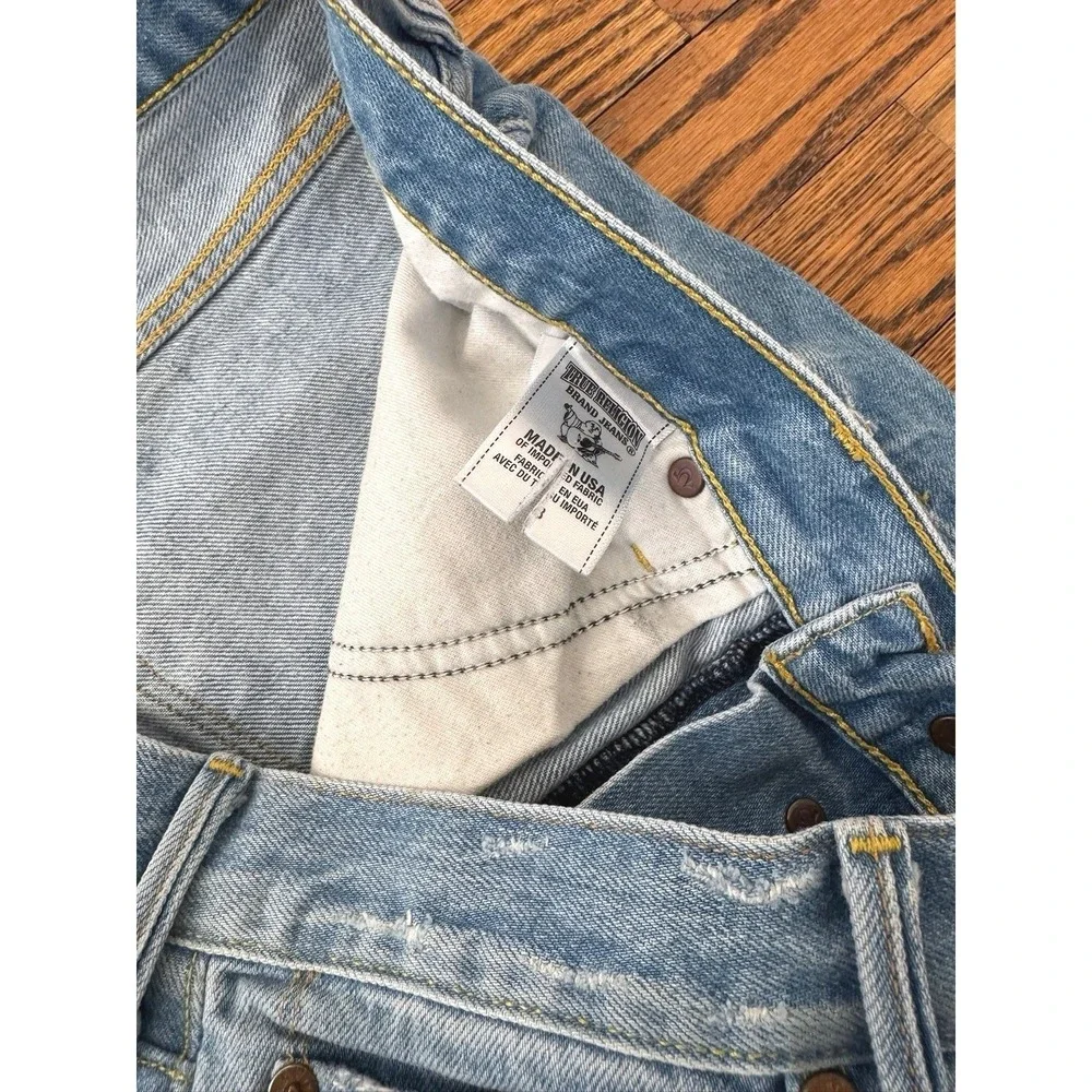True Religion Medium Wash Denim Straight Leg Jeans - Size 33